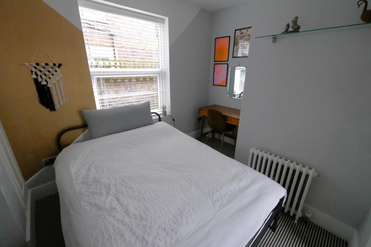 Quirky Spacious Ground Floor Victorian Garden Flat رذينج المظهر الخارجي الصورة
