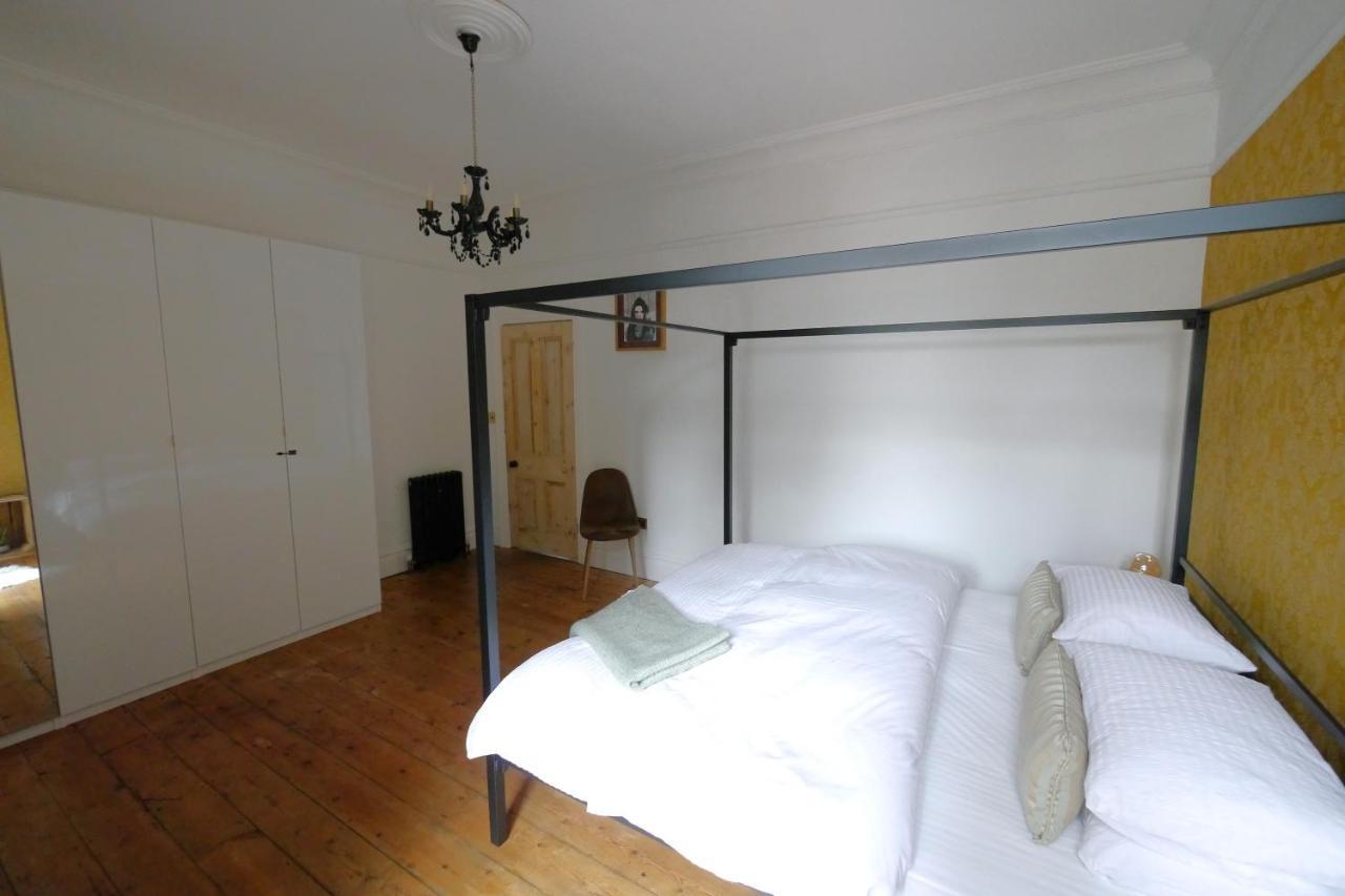 Quirky Spacious Ground Floor Victorian Garden Flat رذينج المظهر الخارجي الصورة